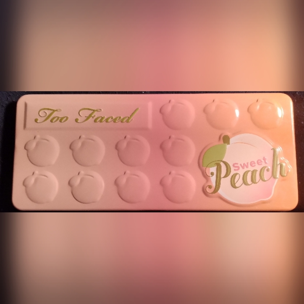 Too Faced Sweet Peach Eyeshadow Palette